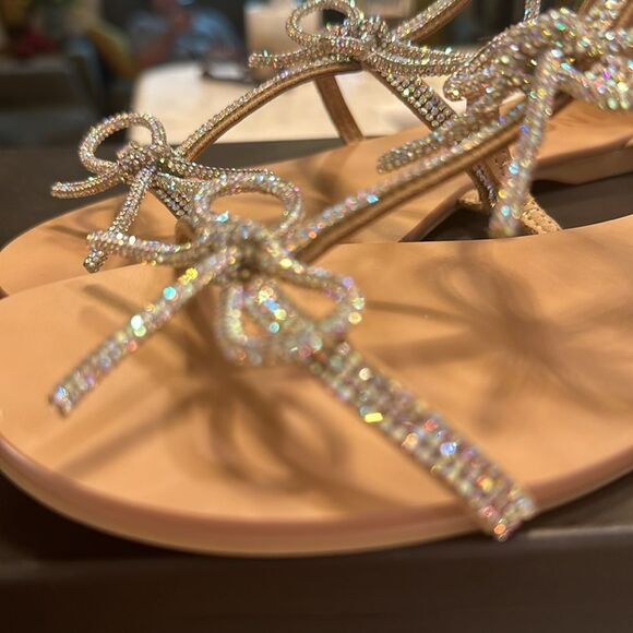 Macy’s New w/Box Gertrude Bling Bow Gladiator Sandals - Picture 1 of 13